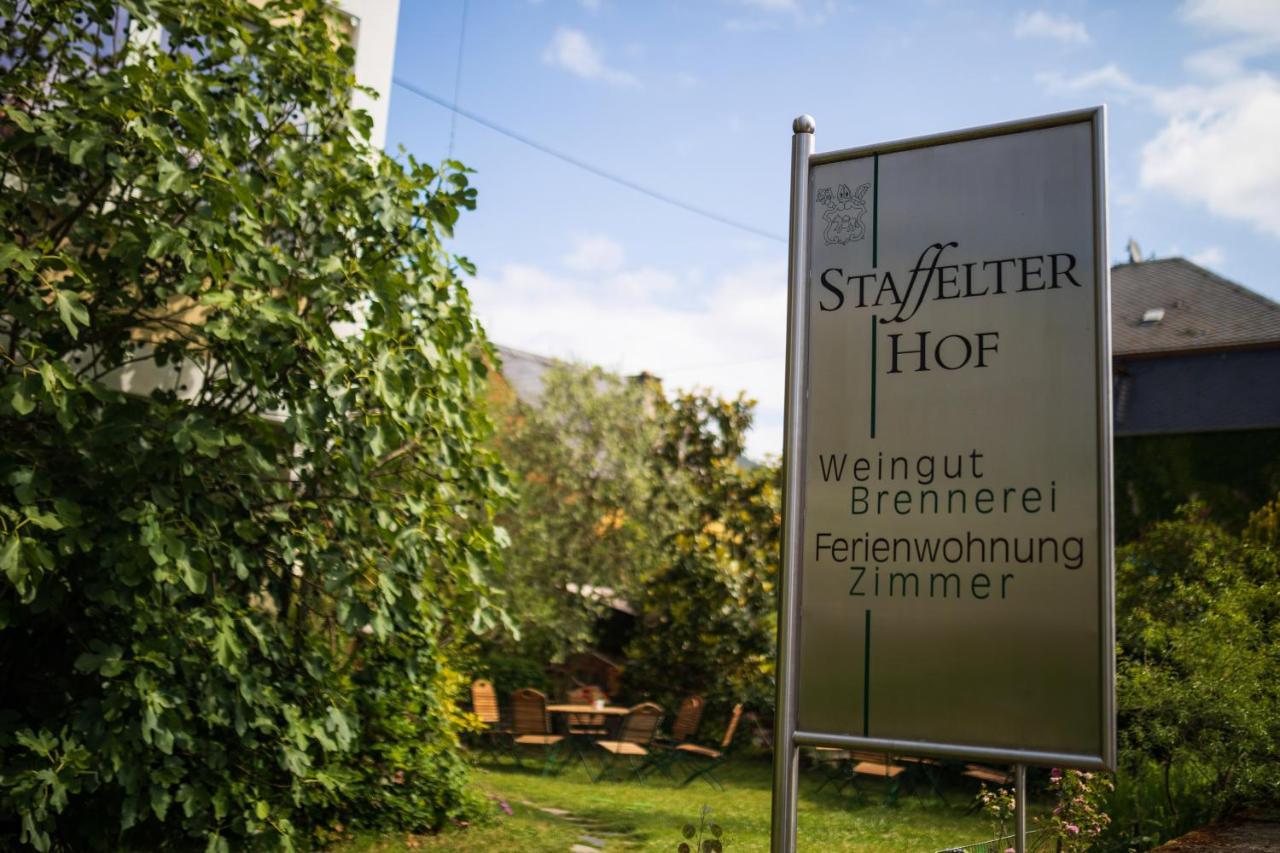 Gasthaus Bio-Weingut Staffelter Hof Kröv Exterior foto