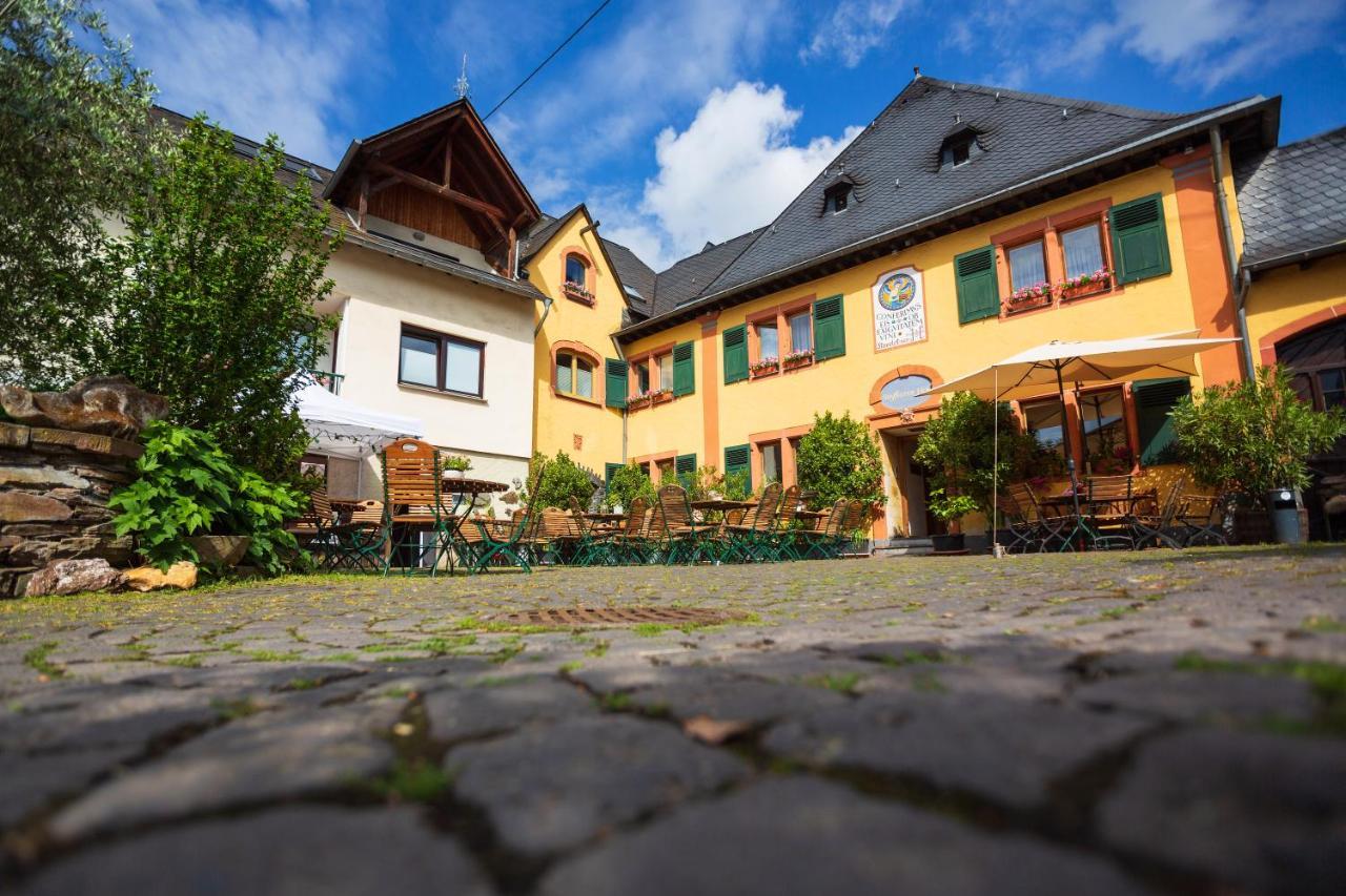 Gasthaus Bio-Weingut Staffelter Hof Kröv Exterior foto