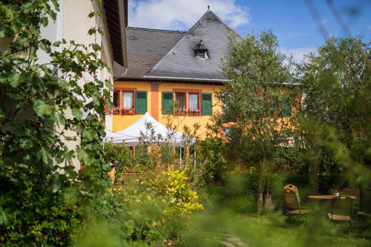 Gasthaus Bio-Weingut Staffelter Hof Kröv Exterior foto
